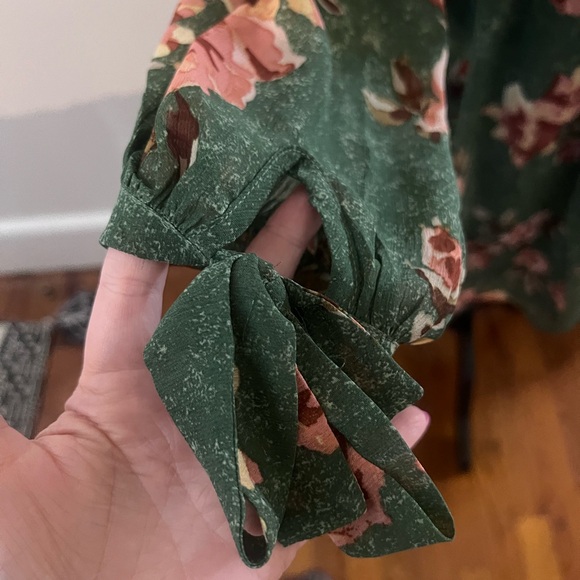 Long sleeve floral dress - Picture 3 of 4